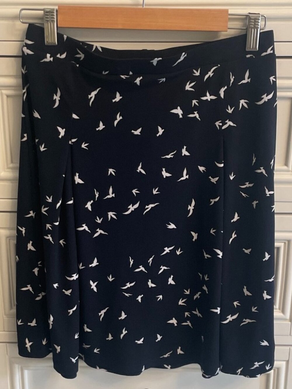 Gilli Navy Blue Bird Print A-Line Skirt Women's Small Pull-On Knee Length